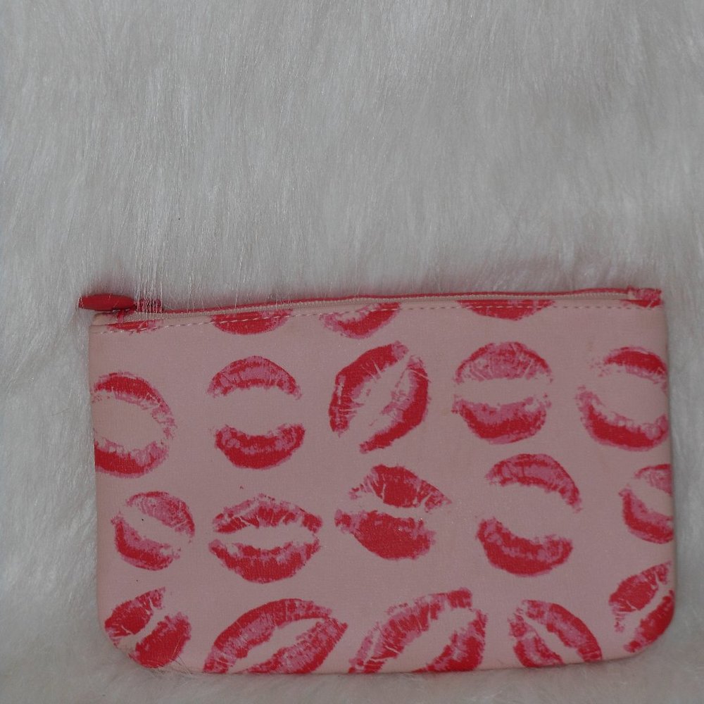 NUCOLLECTONS MULTI-COLOR MAKE-UP BAG